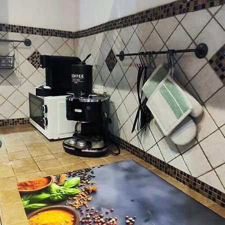 דירות פיומבינו Casa Erica מראה חיצוני תמונה
